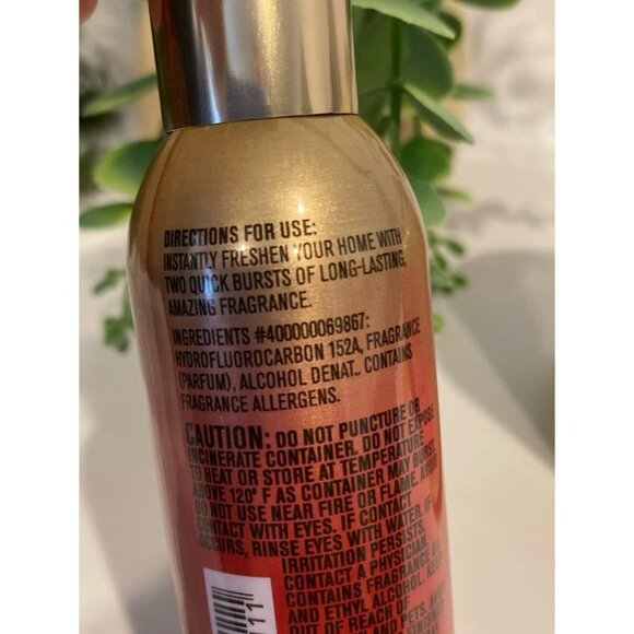 Bath & Body Works “Strawberry Pound Cake” Concentrated Room Spray & Candle - Picture 3 of 7